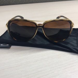 Oakley sunglasses